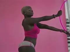 La Hét, se x nhat ko che Ashley, Ashley Lane Lấy Hummer