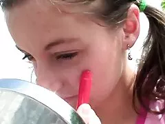 Khi Venona fim se nhat khóc